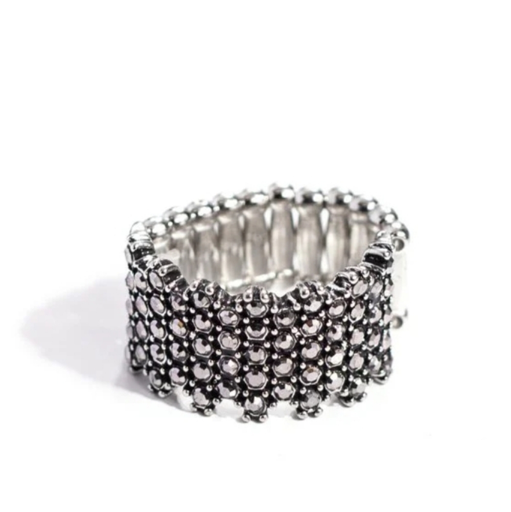 Vividly Vertical Silver Ring Hematite